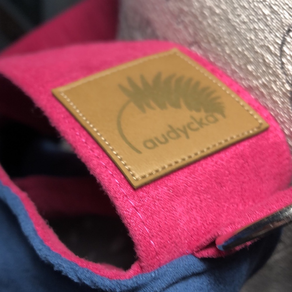 AUDYCKA TOTE SLING BAG SUEDE - Picture 4 of 10